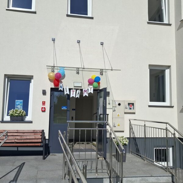 Otwarcie Centrum Opiekuńczo-Mieszkalnego w Ulanowie